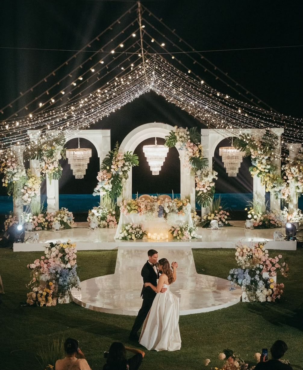 Stage with couple