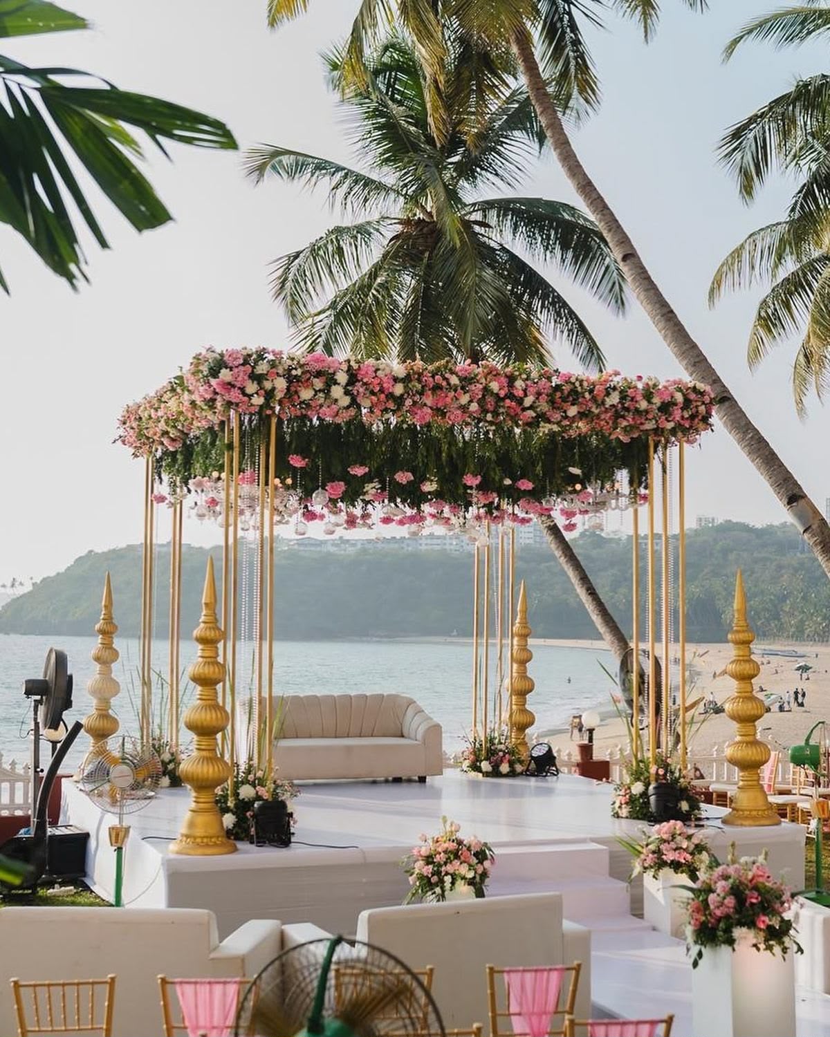 Palm beach floral arch